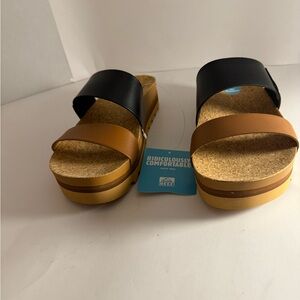 Reef Cushion Vista Hi Women’s Black Duo Sandals Size 9